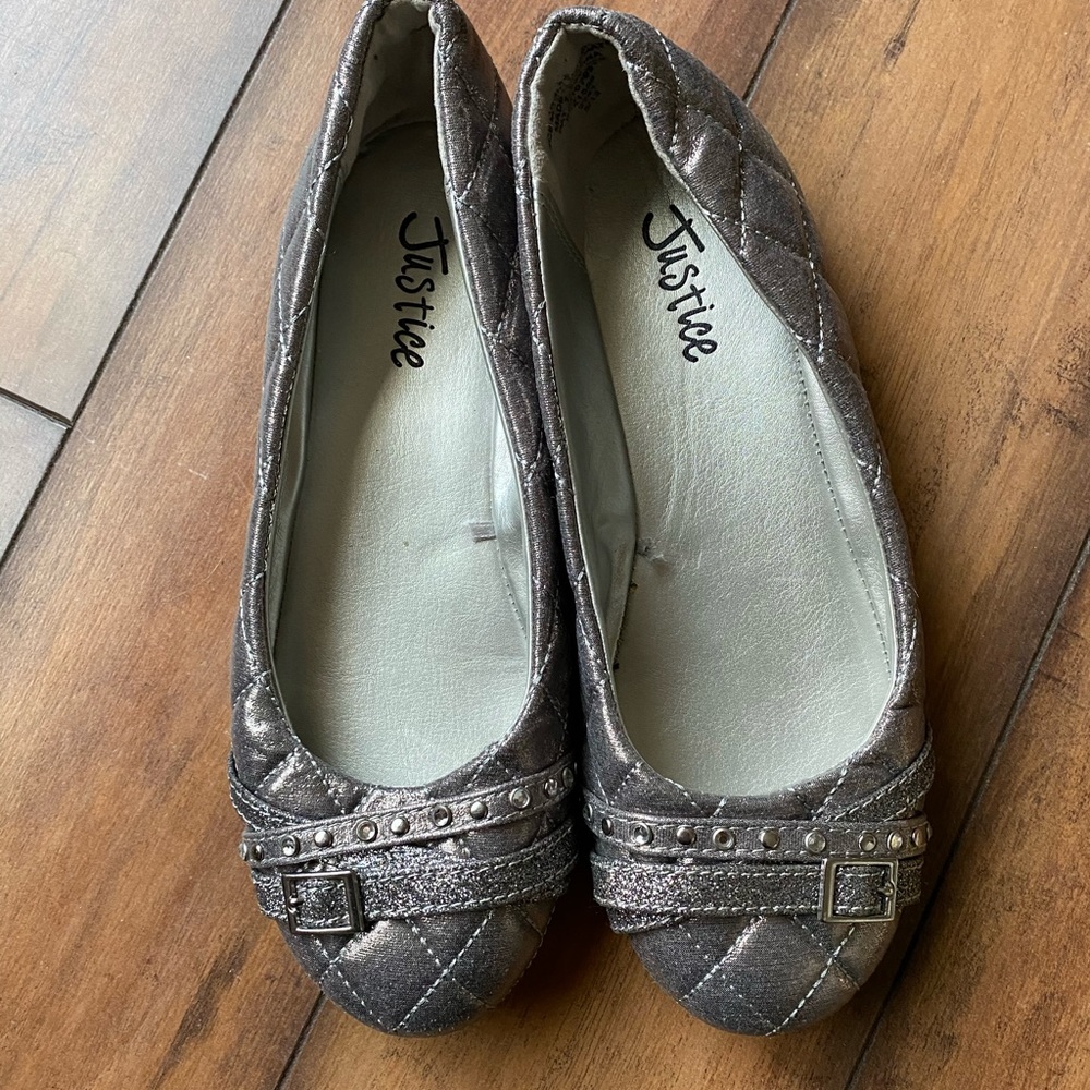 Silver flats